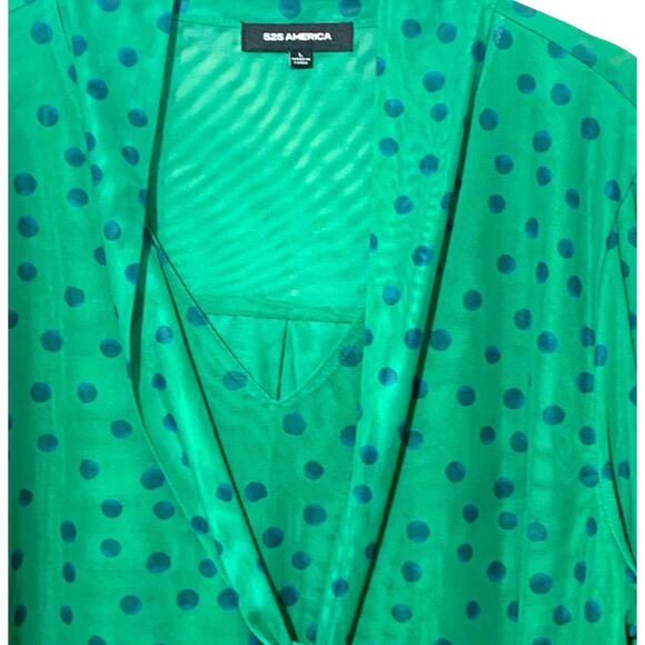 525 America Kelly Green Polka Dot Micro Mesh Blouse Top w tie Neck sz L - Picture 3 of 11